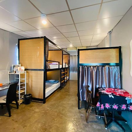Hostel Lemon Siam Petchaburi Road Bangkok Exterior photo