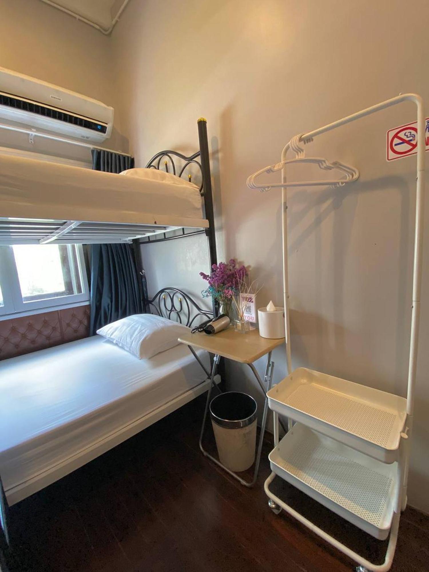 Hostel Lemon Siam Petchaburi Road Bangkok Exterior photo