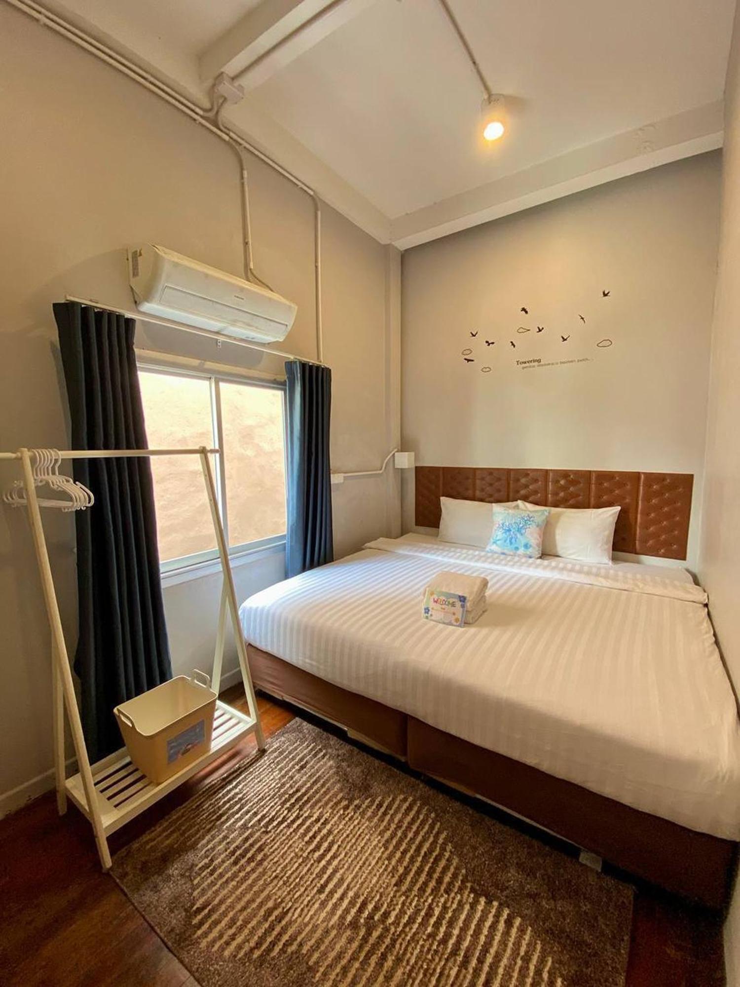 Hostel Lemon Siam Petchaburi Road Bangkok Exterior photo